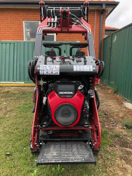 Chargeuse Compacte KB25 2023 – Image 3