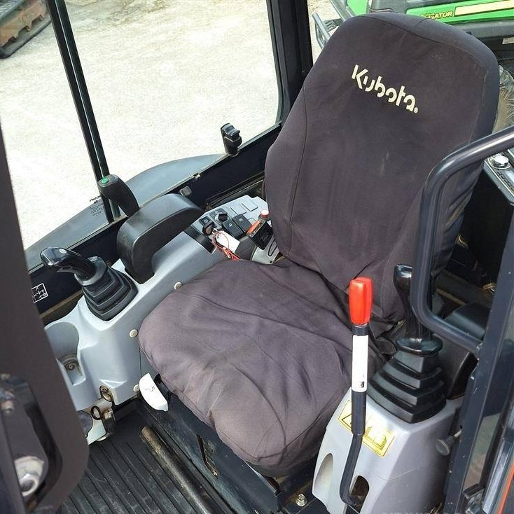 Mini pelle Kubota U 27-4 2019 – Compacte, performante et prête à l’emploi – Image 7
